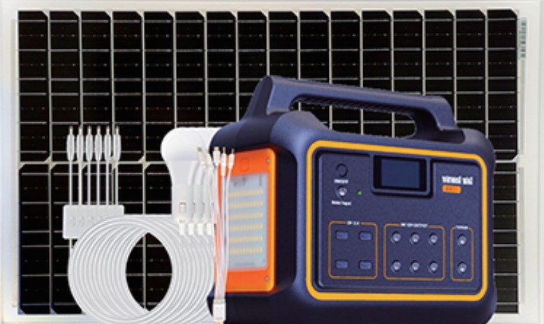 UPS PORTÁTIL BATERÍA 18A PANEL SOLAR 60W 6 BOMBILLOS